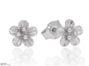 Kolczyki sztyfty kwiatki, lilie, srebro 925