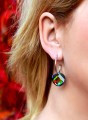 srebrne kolczyki koła z tęczowym medalionem Swarovski.jpg