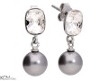 kolczyki z błyszczącymi białymi kryształami i szarymi perełkami Swarovski