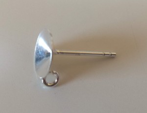 Srebrny kolczyk sztyft z okrągłą, wklęsłą miseczką 1122 rivoli 8mm, haczyk kh8.1