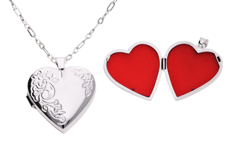 Sekretnik, medalion serce o kwiatowym deseniu, na srebrnym łańcuszku